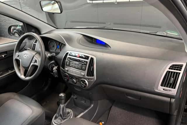 Fiat Punto (2012) thumbnail 14