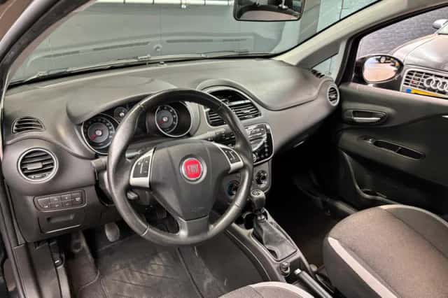 Fiat Punto (2012) thumbnail 16