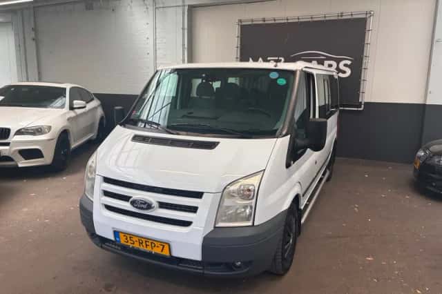 Ford Transit (2011) thumbnail 3