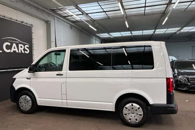 Volkswagen Transporter (2017) thumbnail 8