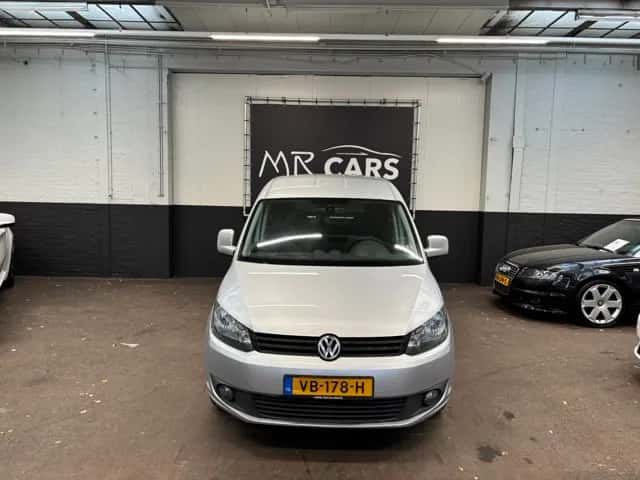 Volkswagen Caddy (2013) — foto 1