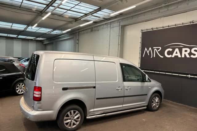 Volkswagen Caddy (2013) thumbnail 11