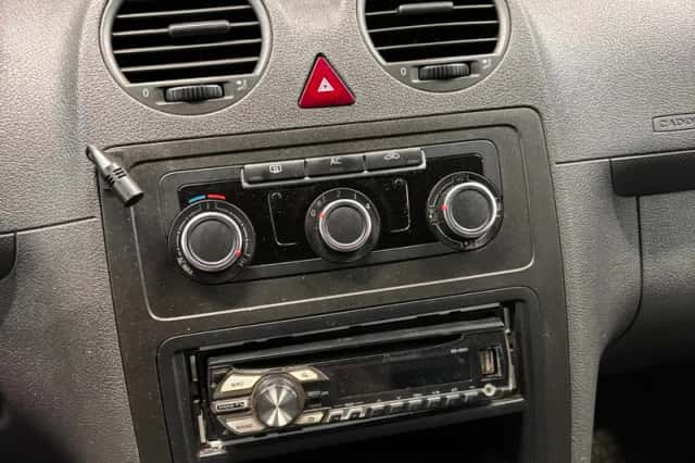 Volkswagen Caddy (2013) thumbnail 15