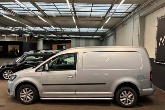 Volkswagen Caddy (2013) thumbnail 5