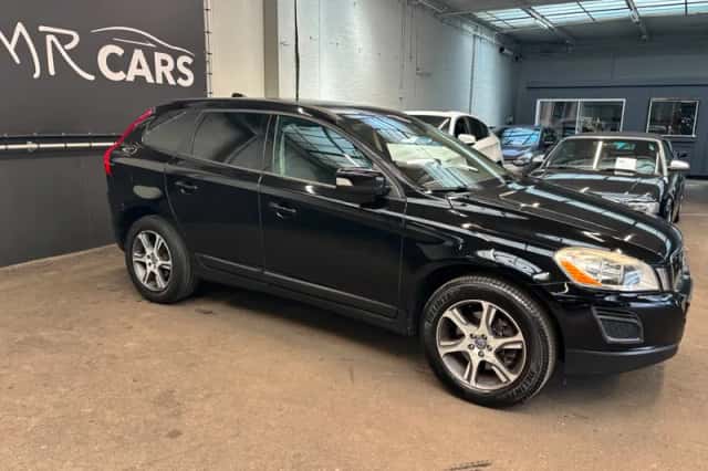 Volvo XC60 (2012) thumbnail 6