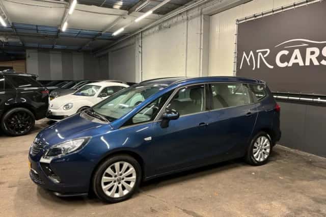 Opel Zafira Tourer (2012) thumbnail 6