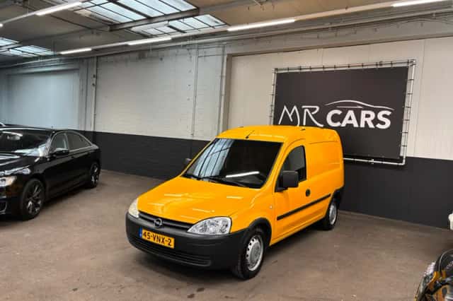 Opel Combo (2008) thumbnail 4
