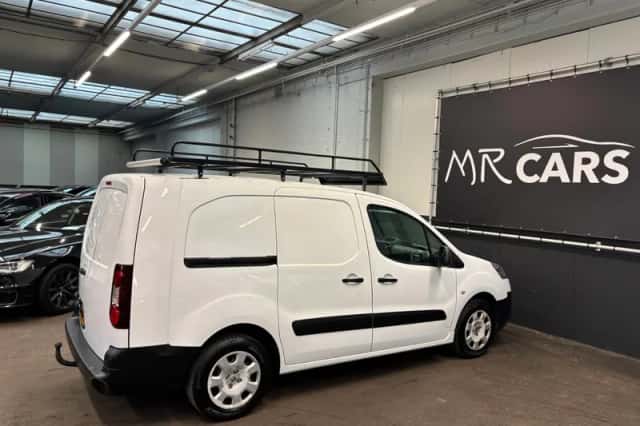 Peugeot Partner (2014) thumbnail 6