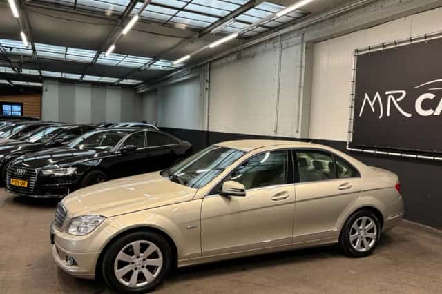 Mercedes-Benz C-Klasse (2010) thumbnail 6