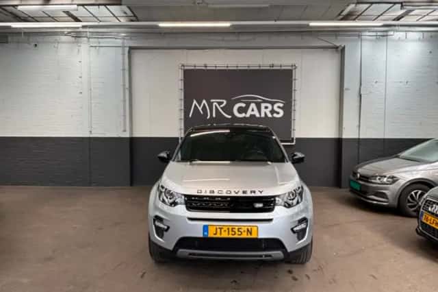 Land Rover Discovery Sport (2016) thumbnail 1