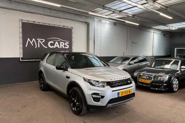 Land Rover Discovery Sport (2016) thumbnail 5