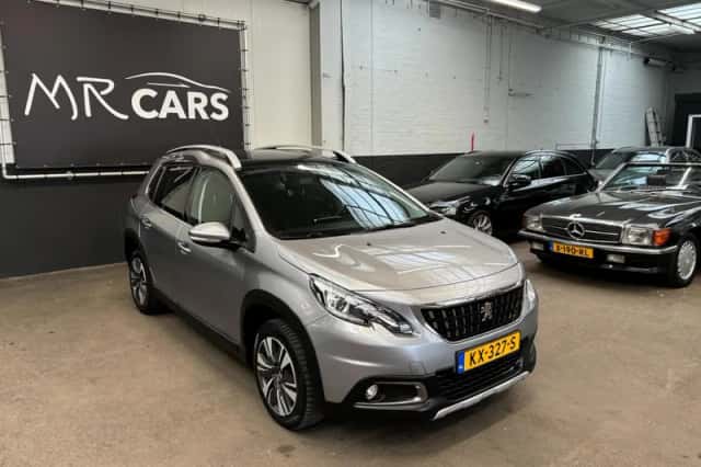 Peugeot 2008 (2016) thumbnail 2
