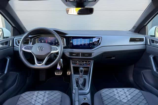 Volkswagen Polo (2023) thumbnail 3