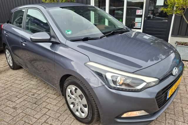 Hyundai i20 (2016) thumbnail 1