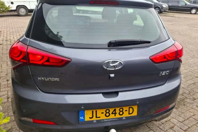 Hyundai i20 (2016) thumbnail 4