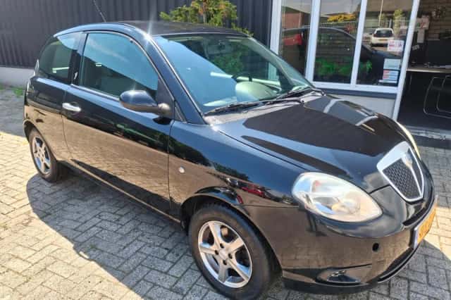 Lancia Ypsilon (2007) thumbnail 1