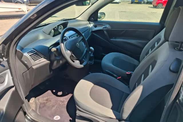 Lancia Ypsilon (2007) thumbnail 5