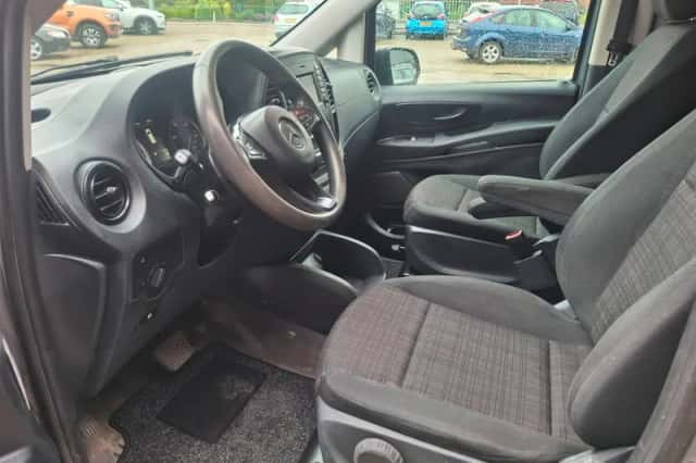 Mercedes-Benz Vito (2015) thumbnail 6