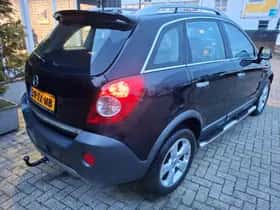 Opel Antara (2007) thumbnail 2
