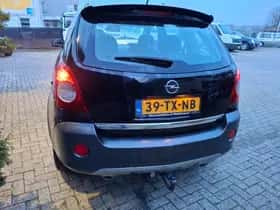 Opel Antara (2007) thumbnail 3