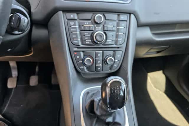 Opel Meriva (2011) thumbnail 6