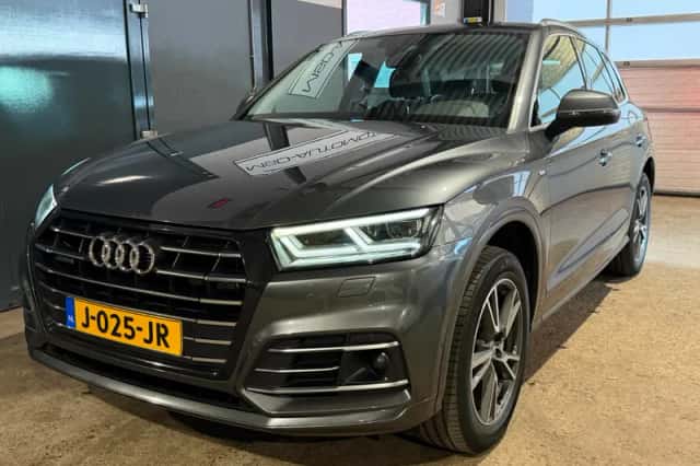 Audi Q5 (2019) thumbnail 2