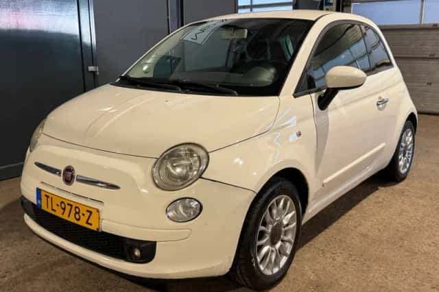 Fiat 500 (2008) thumbnail 2