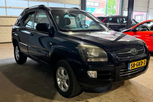 Kia Sportage (2008) thumbnail 5