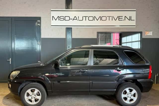 Kia Sportage (2008) thumbnail 6