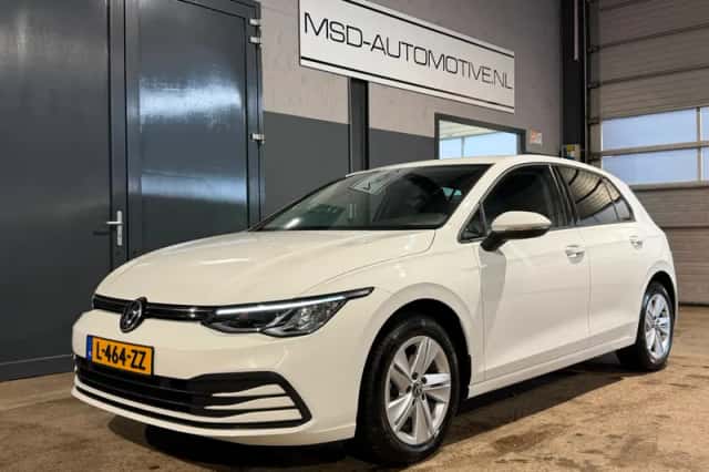 Volkswagen Golf (2020) thumbnail 1