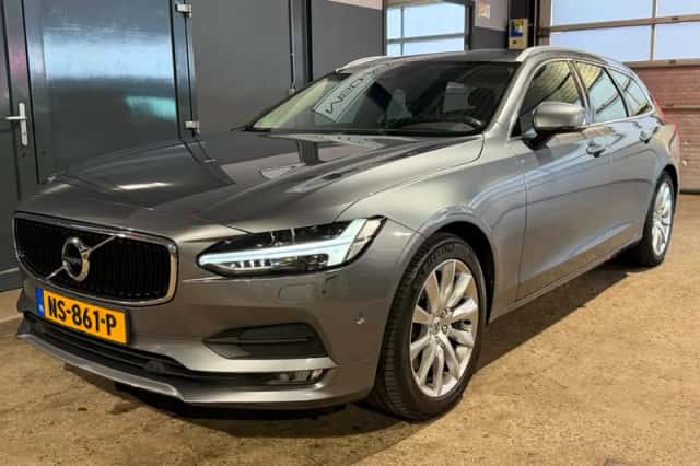 Volvo V90 (2017) thumbnail 2