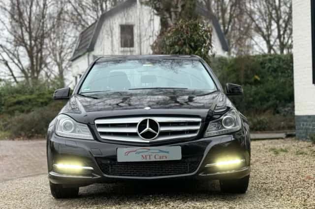 Mercedes-Benz C-Klasse (2012) thumbnail 2
