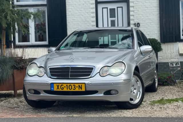 Mercedes-Benz C-Klasse (2000) thumbnail 1
