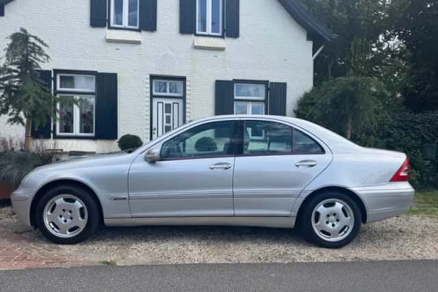 Mercedes-Benz C-Klasse (2000) thumbnail 3