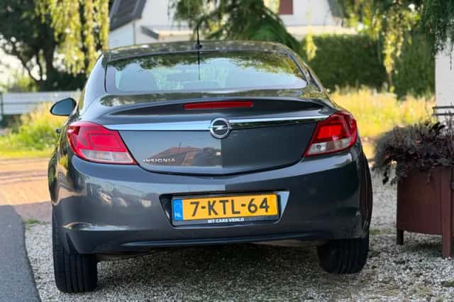 Opel Insignia (2008) thumbnail 4