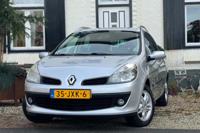 Renault Clio (2009) thumbnail 1