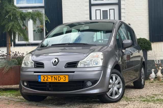 Renault Grand Modus (2012) thumbnail 1
