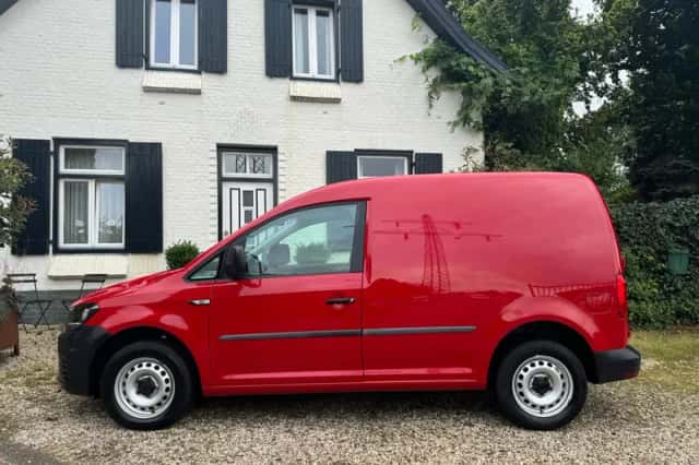 Volkswagen Caddy (2017) thumbnail 3