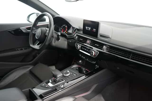 Audi A5 (2020) thumbnail 4