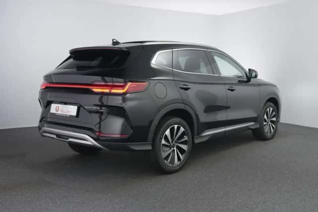 BYD Seal (2026) thumbnail 3