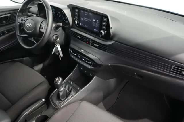 Hyundai i20 (2022) thumbnail 4