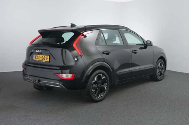 Kia Niro (2023) thumbnail 4