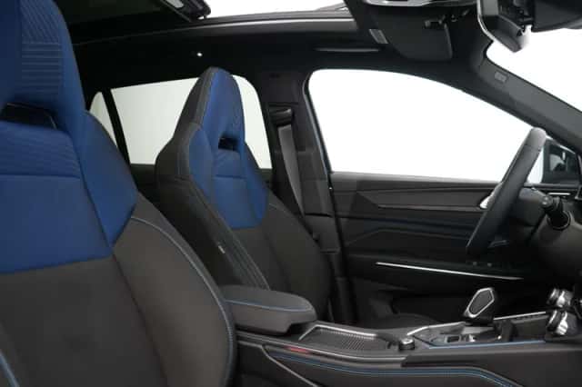 Lynk & Co 01 (2023) thumbnail 5