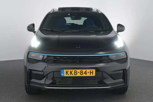 Lynk & Co 01 (2023) thumbnail 6