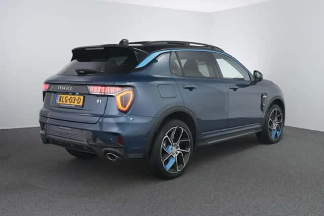 Lynk & Co 01 (2023) thumbnail 3
