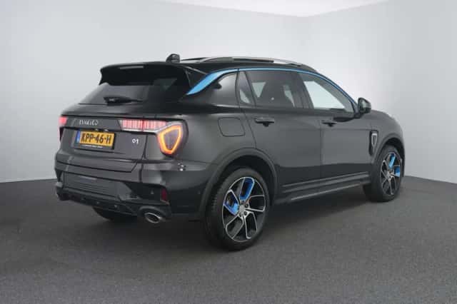 Lynk & Co 01 (2023) thumbnail 3
