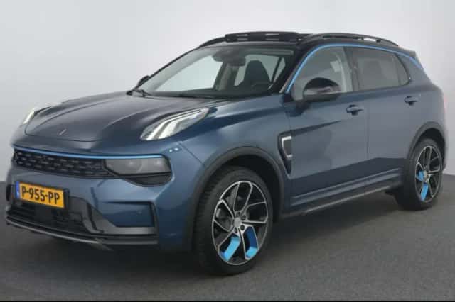 Lynk & Co 01 (2022) thumbnail 1