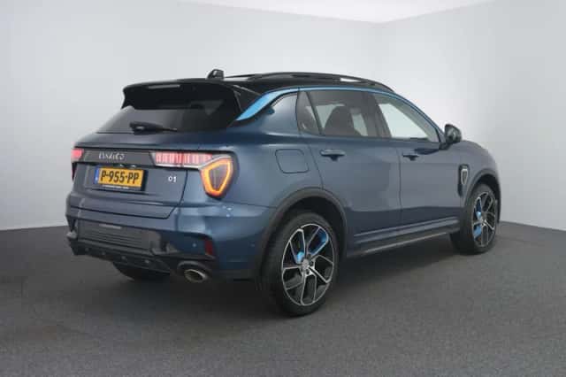 Lynk & Co 01 (2022) thumbnail 3