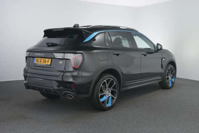 Lynk & Co 01 (2023) thumbnail 2