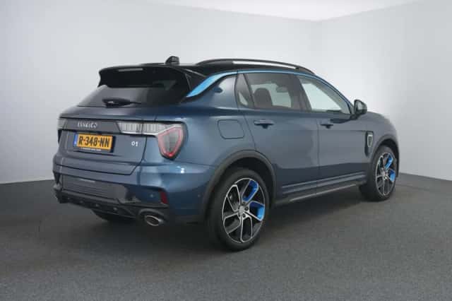 Lynk & Co 01 (2022) thumbnail 2